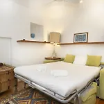 شقة Stylish Duplex In Baixa, Lisbon, & Spacious - Ttl321 *