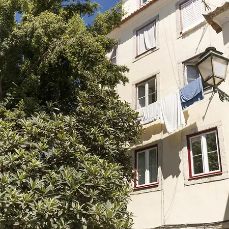 شقة Stylish Duplex In Baixa, Lisbon, & Spacious - Ttl321 *
