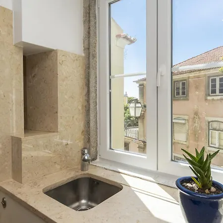 Stylish Duplex In Baixa, Lisbon, & Spacious - Ttl321 * Lissabon