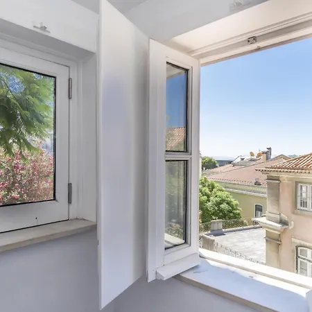 Appartement Stylish Duplex In Baixa, Lisbon, & Spacious - Ttl321 *