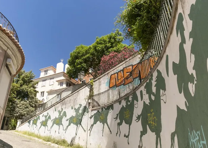 Stylish Duplex In Baixa, Lisbon, & Spacious - Ttl321 アパート